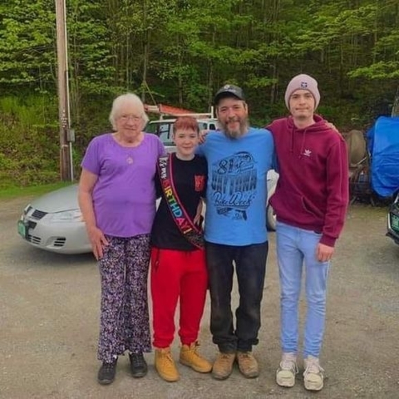 Meet your Posher, Brad - Picture 1 of 1